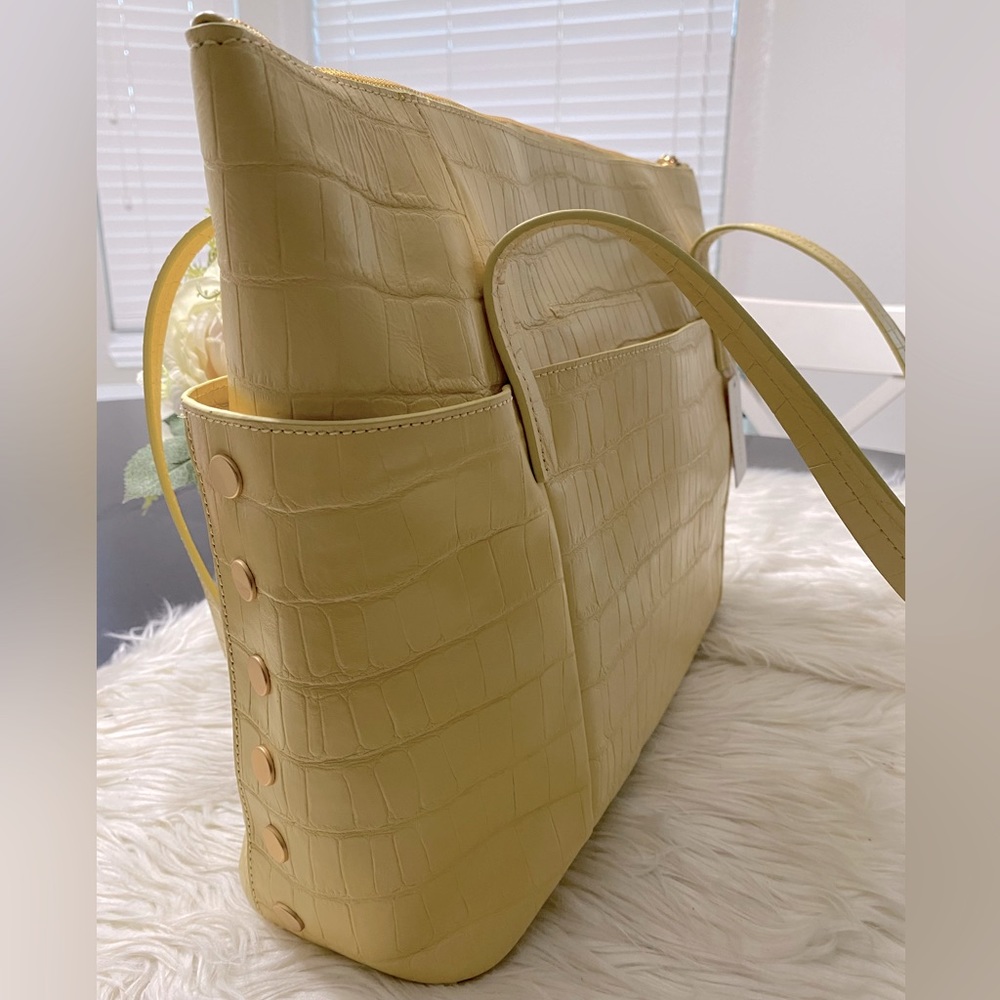 Hammitt Large Cream Tote Bag - Picture 6 of 11